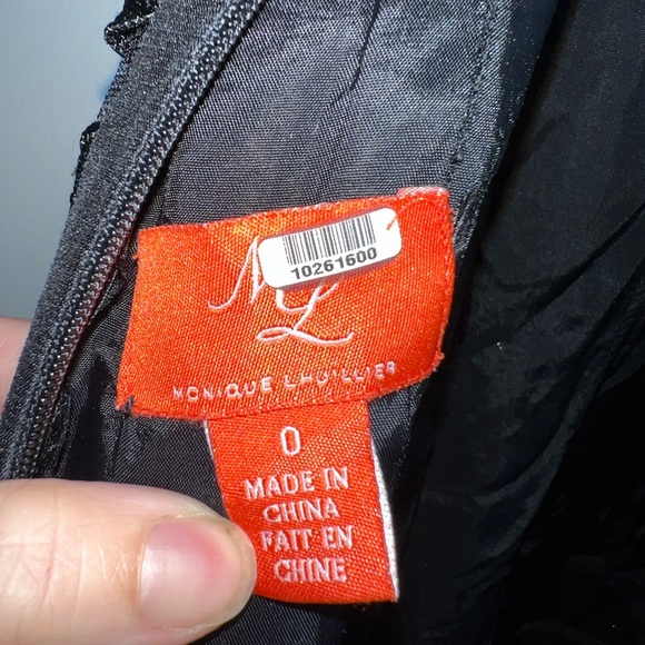&ML Monique Lhuillier Facade Sheath black lace brocade sz 0 *flawed inside - Picture 13 of 16